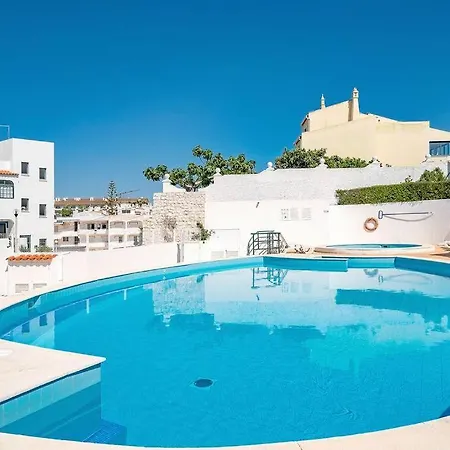 Apartamento Amparo-t2 C/piscina Carvoeiro (Lagoa)