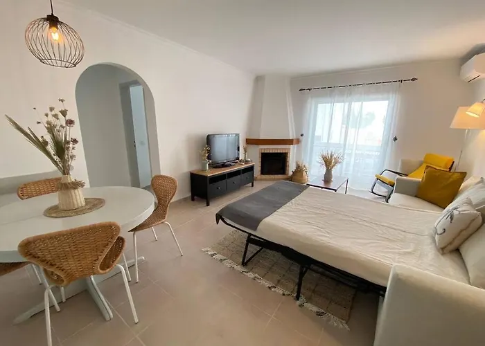 Apartament Amparo-t2 C/piscina *