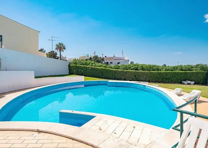 Apartament Amparo-t2 C/piscina *