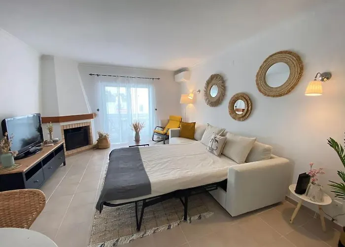 아파트 Amparo-t2 C/piscina